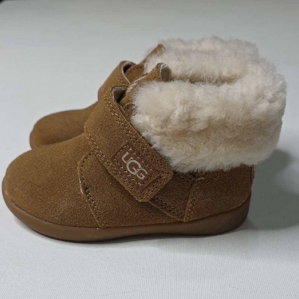 UGG Nolen Toddler Boots - Chestnut Suede with Shearling Trim - Size 7